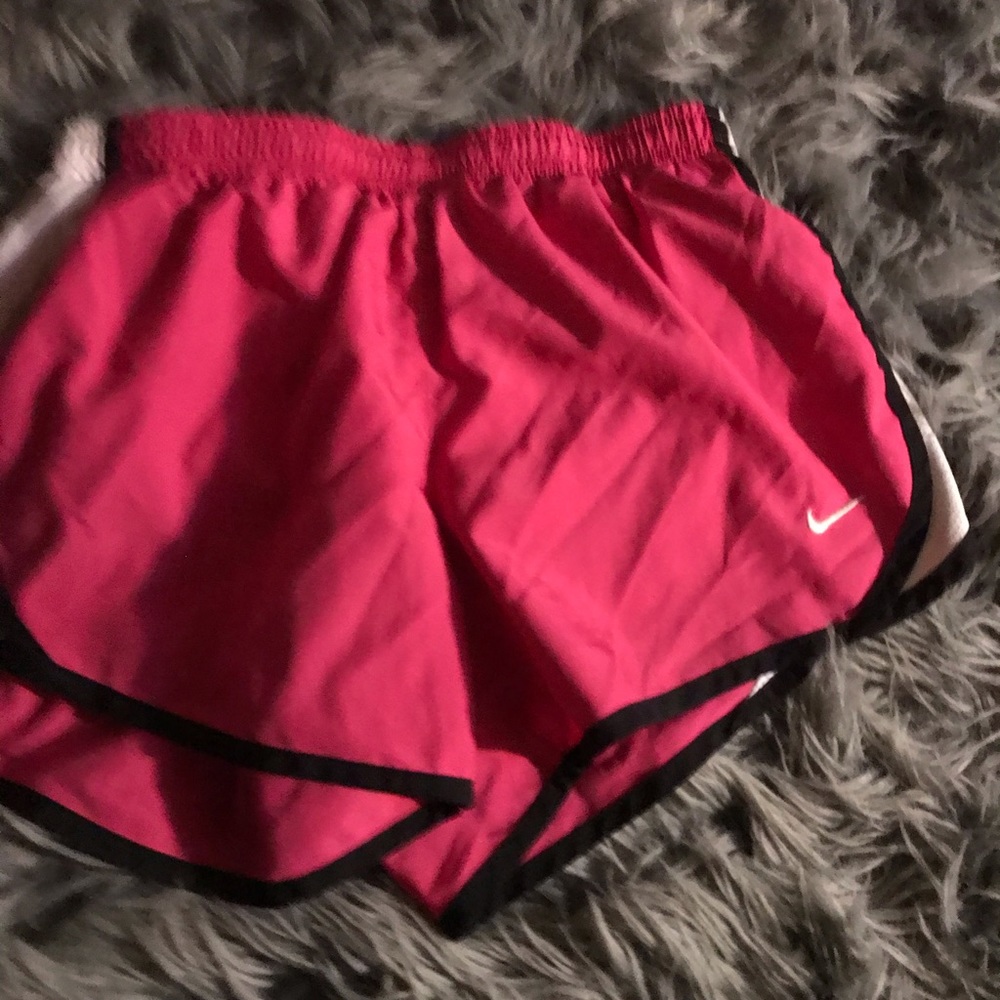 Shorts - Picture 2 of 3